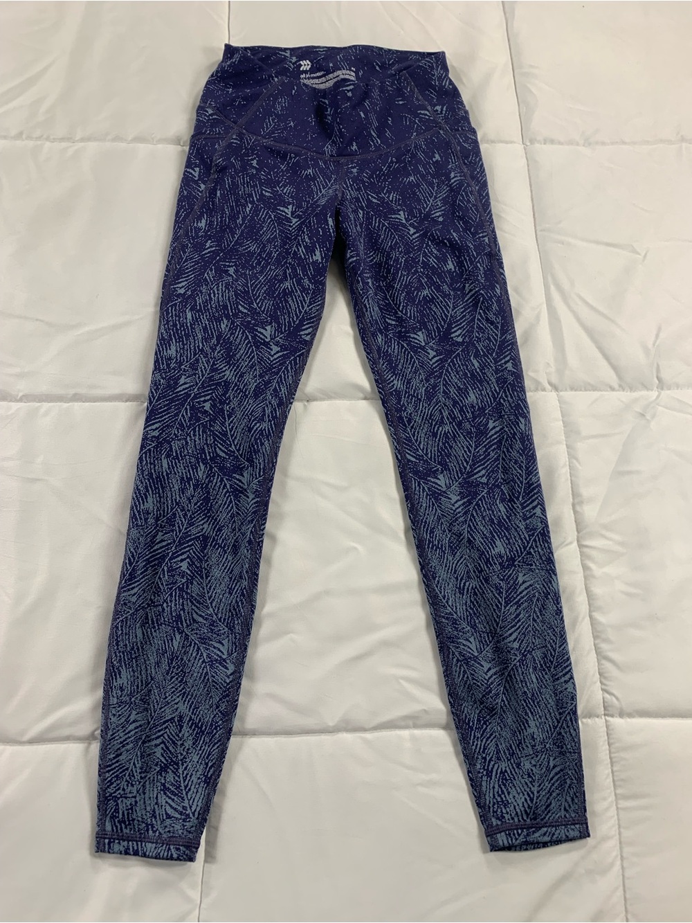 Pre loved ALL IN MOTION leggings womens size XS